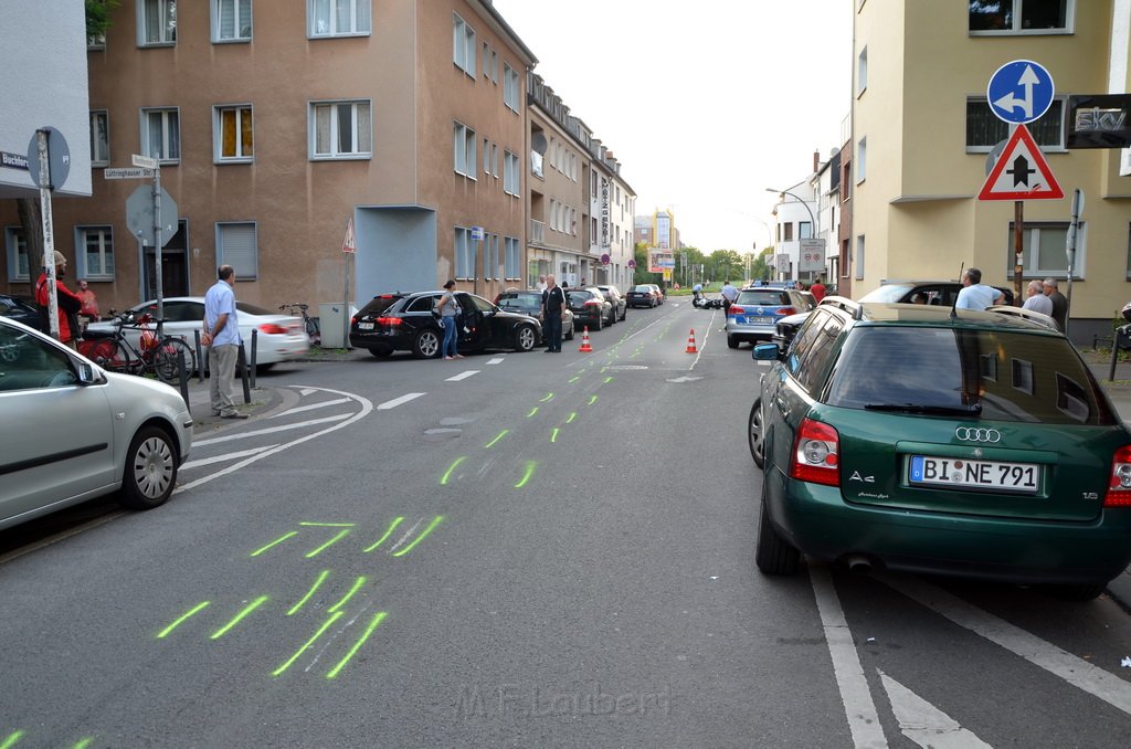 VU Alleinunfall Krad Koeln Kalk Buchforststr P21.JPG - Miklos Laubert